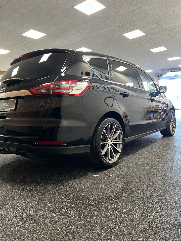 Ford S-MAX 2,0 TDCi 150 Titanium 7prs 5d