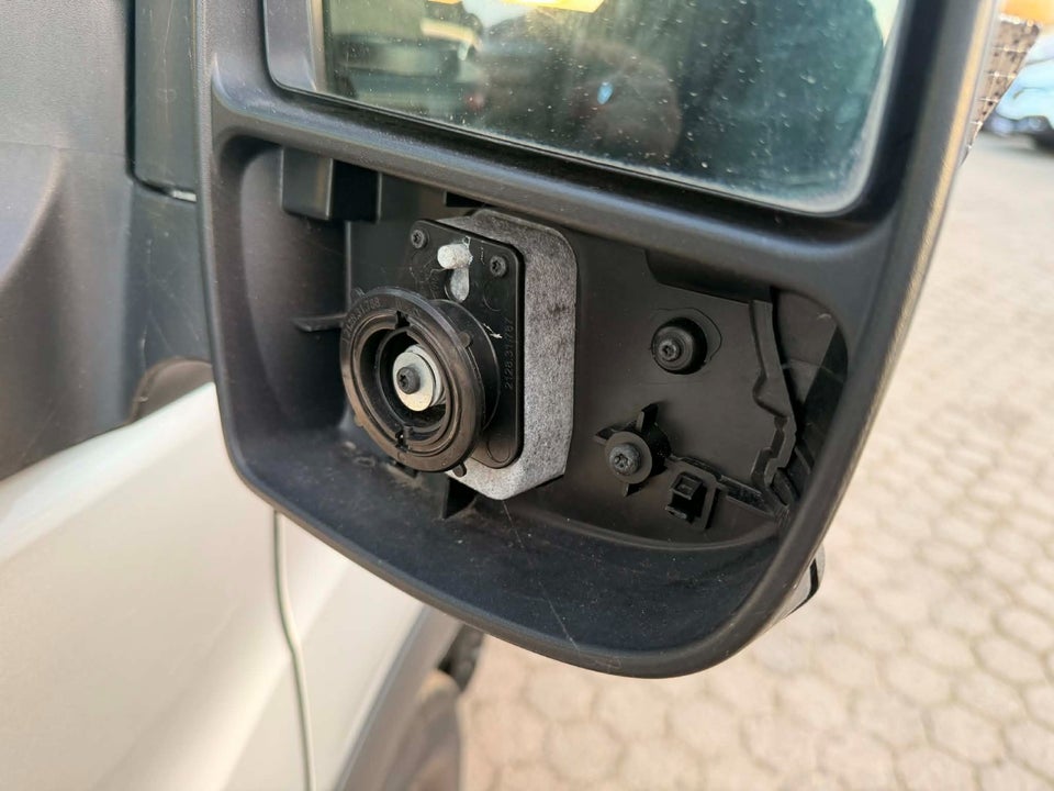 Ford Transit 350 L2 Van 2,0 TDCi 130 Trend H2 FWD