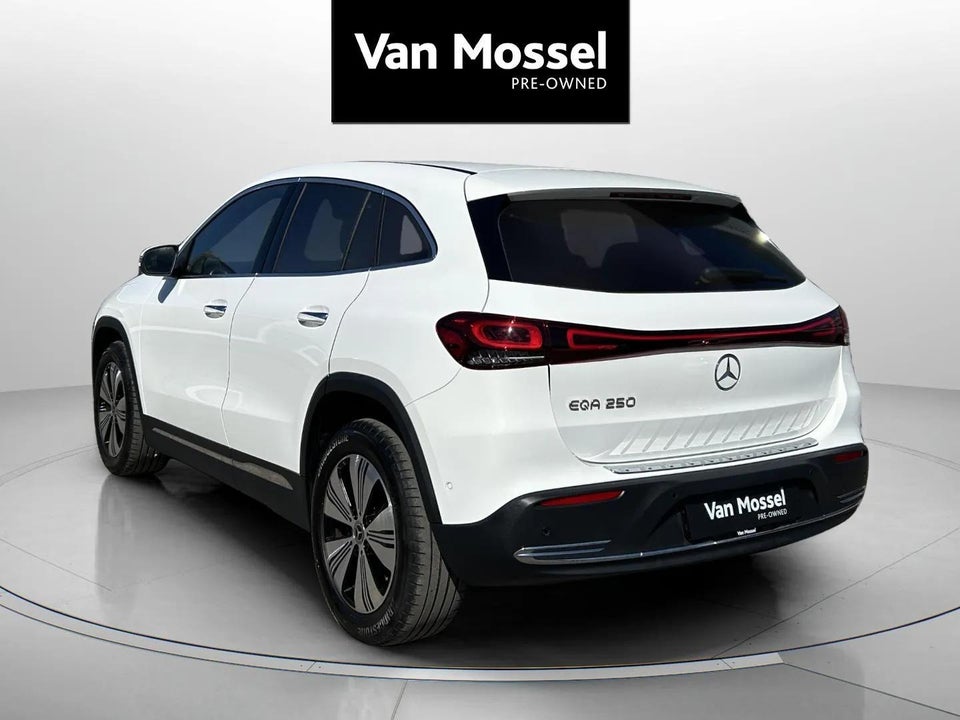 Mercedes EQA250 Progressive 5d