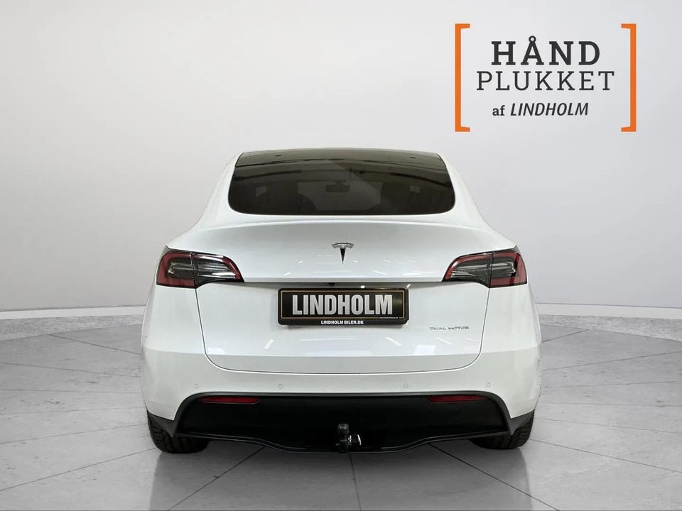 Tesla Model Y Long Range AWD 5d