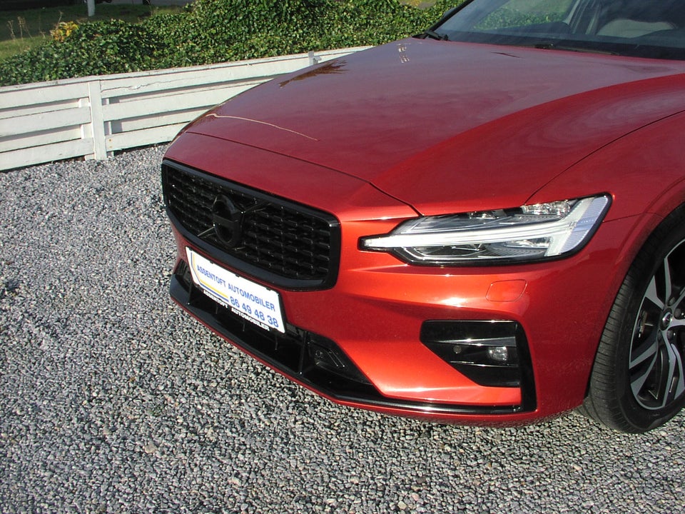 Volvo V60 2,0 D4 190 R-Design aut. 5d