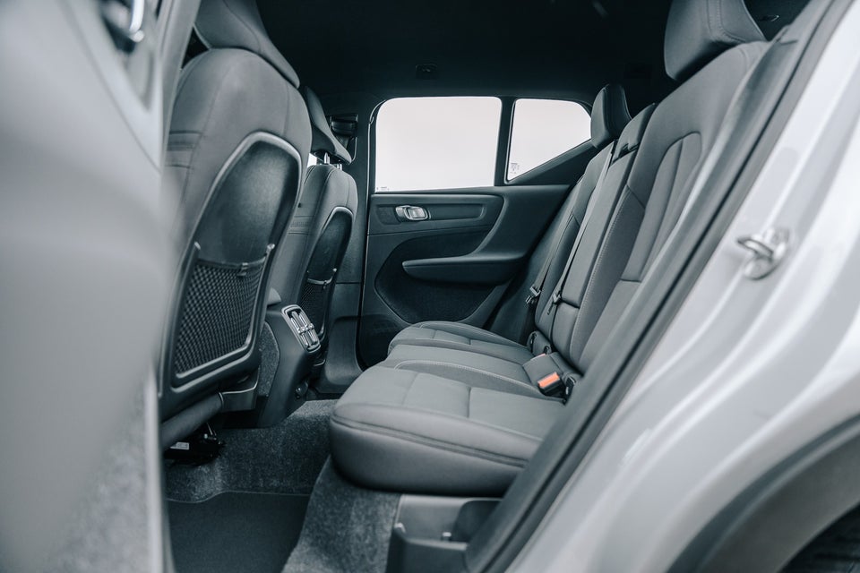 Volvo EX40 Extended Range Core 5d