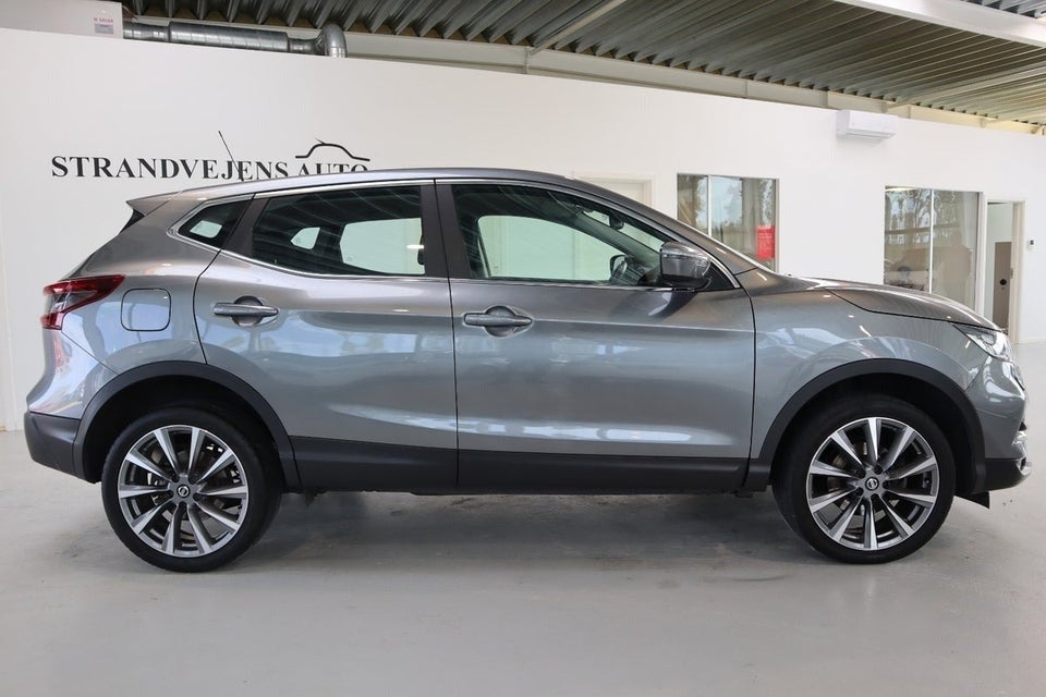 Nissan Qashqai 1,3 Dig-T 140 Acenta 5d