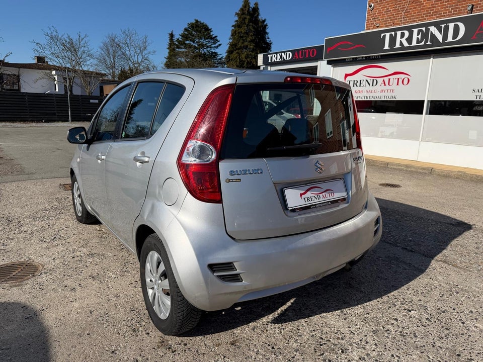 Suzuki Splash 1,0 Kick 5d