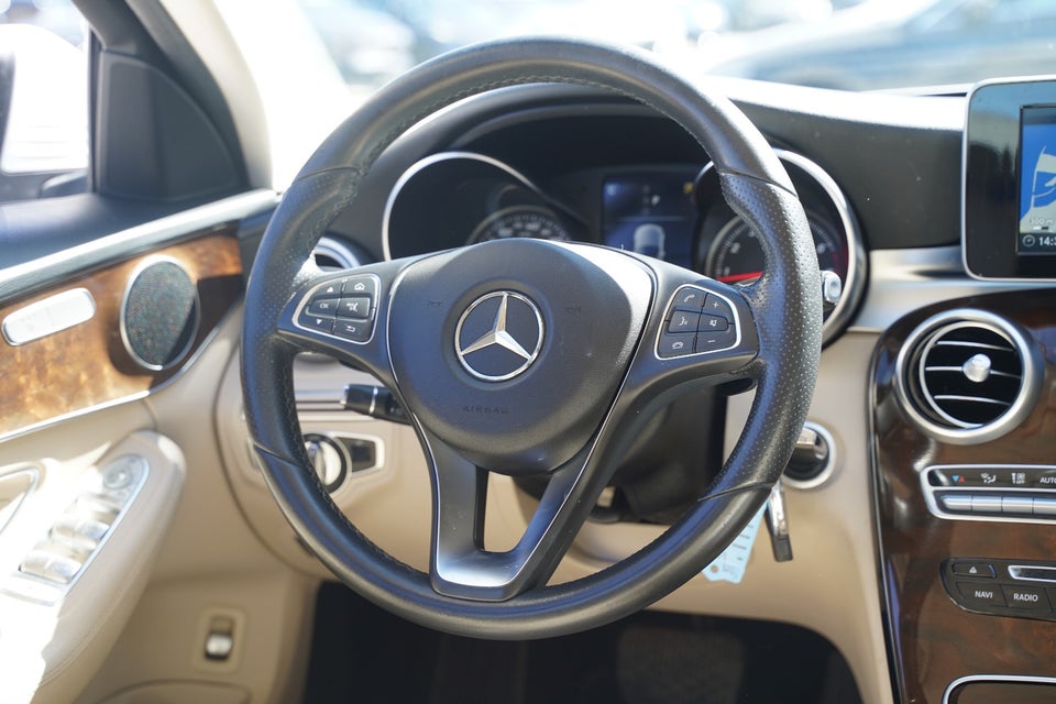 Mercedes C200 2,0 aut. 4d