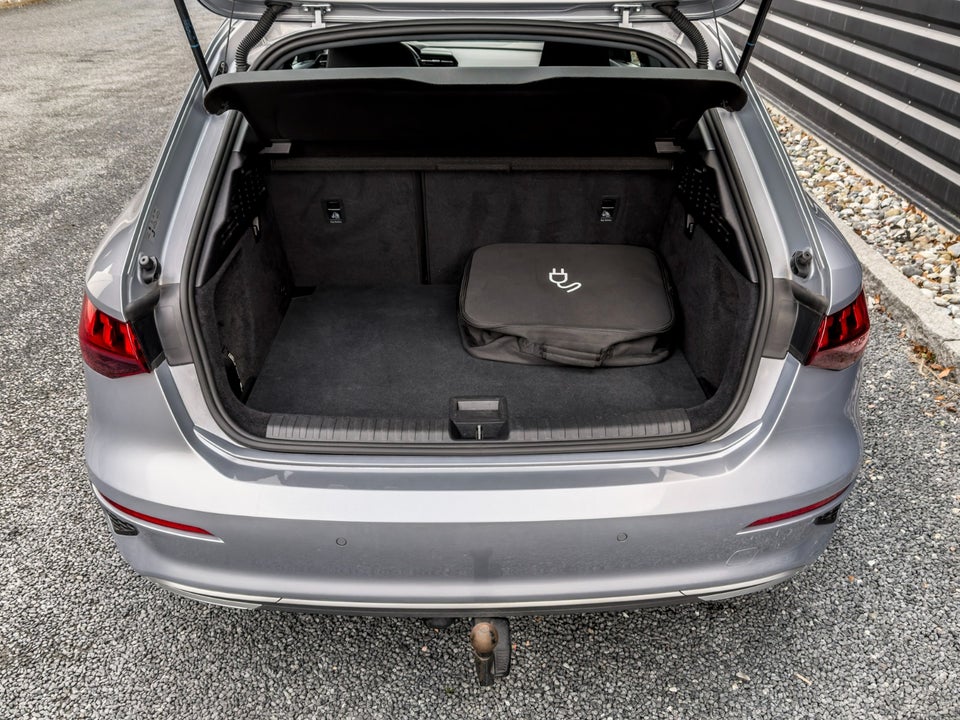 Audi A3 40 TFSi e Prestige Sportback S-tr. 5d