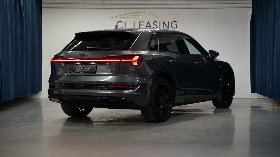 Audi e-tron 55 S-line quattro 5d