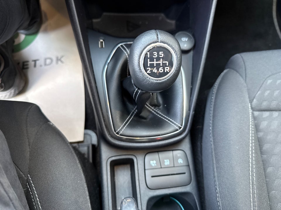 Ford Fiesta 1,0 EcoBoost mHEV Titanium 5d