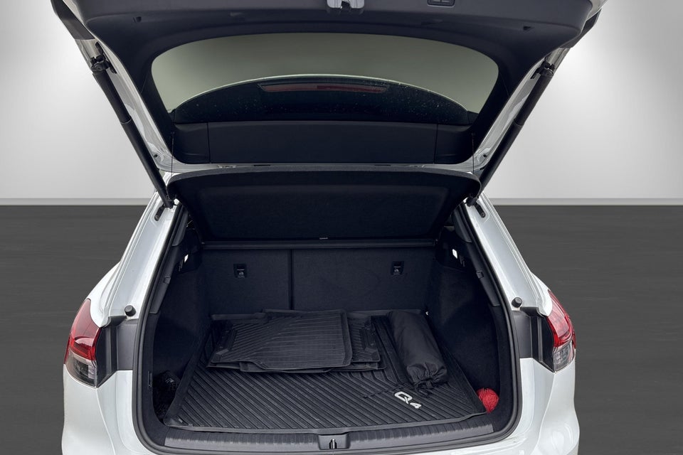 Audi Q4 e-tron 40 Attitude S-line 5d