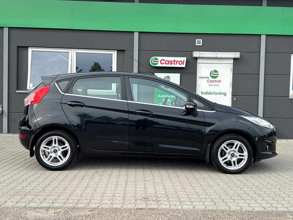 Ford Fiesta 1,0 SCTi 100 Titanium aut. 5d