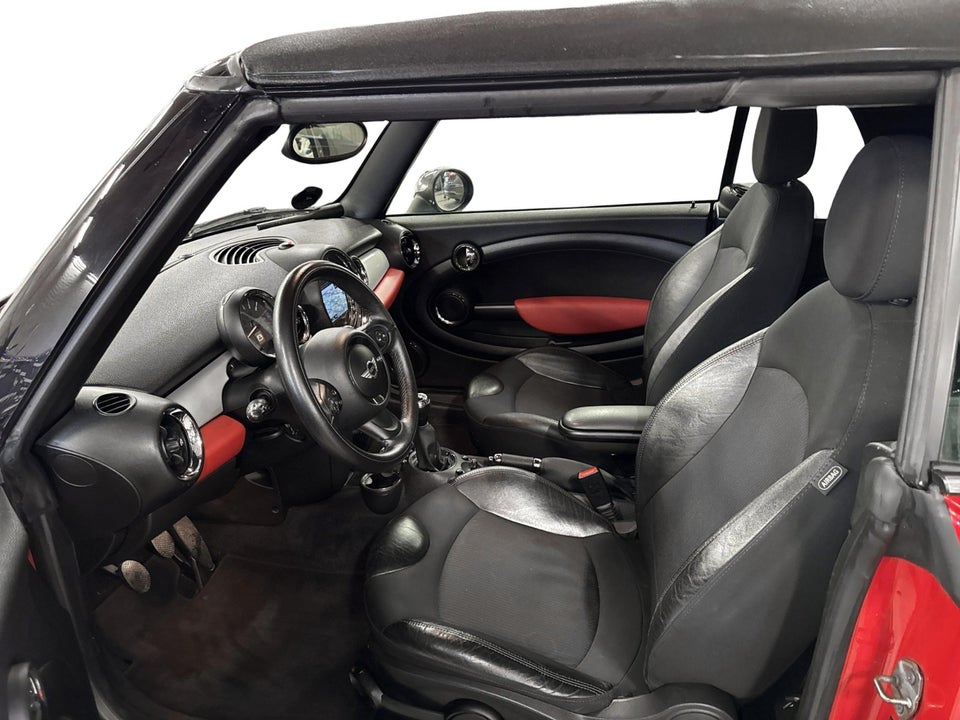 MINI Cooper 1,6 Cabriolet 2d