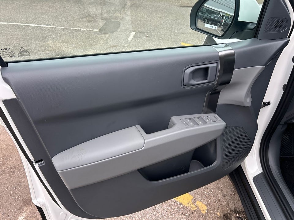 Kia EV3 58 Standard Range Access 5d