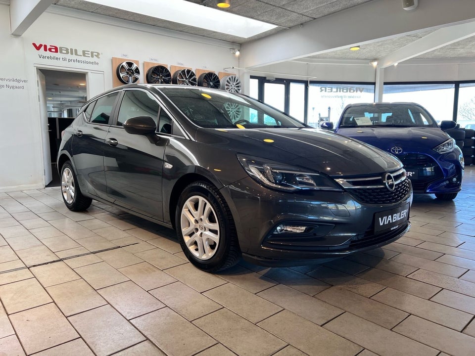 Opel Astra 1,0 T 105 Enjoy 5d