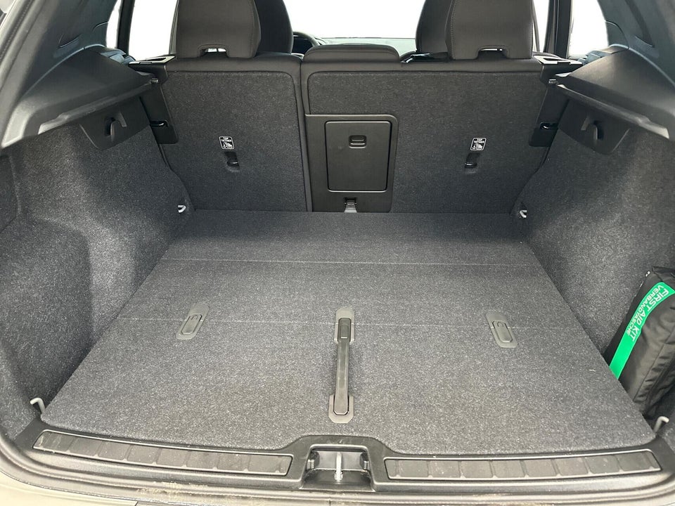 Volvo EX40 Extended Range Plus 5d