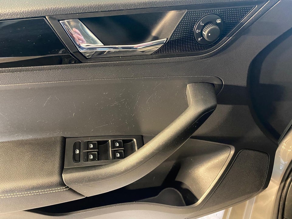 Skoda Rapid 1,0 TSi 95 Ambition 5d