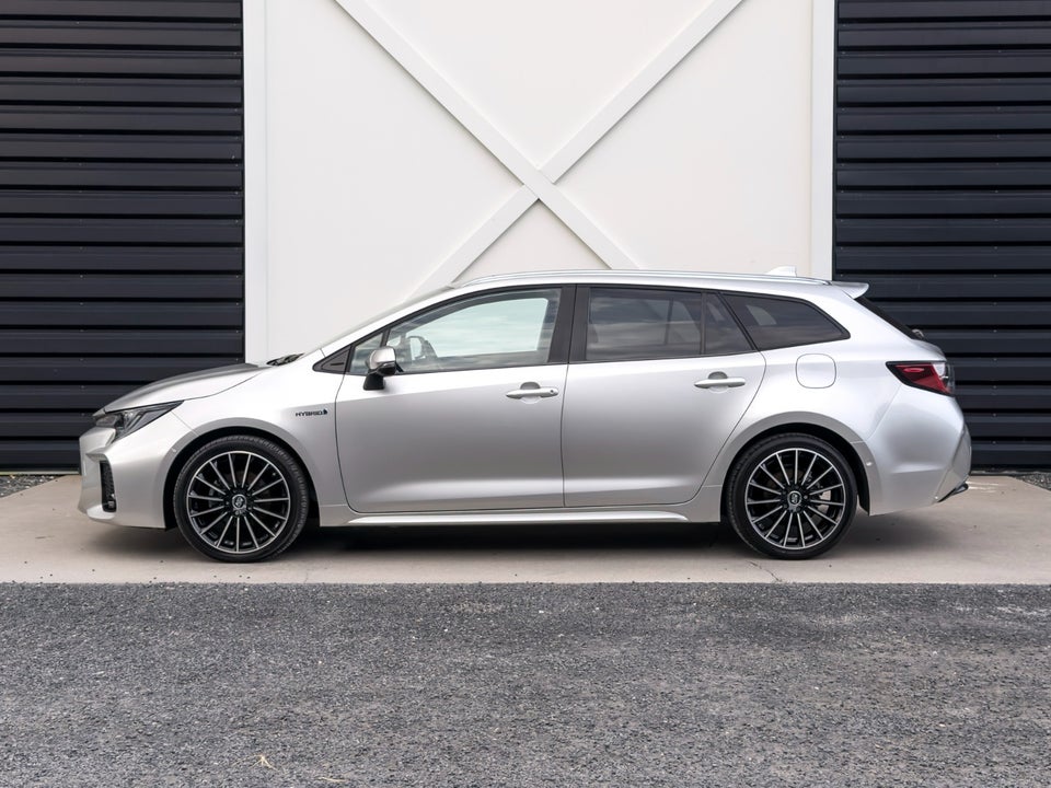 Suzuki Swace 1,8 HEV Exclusive stc. e-CVT 5d