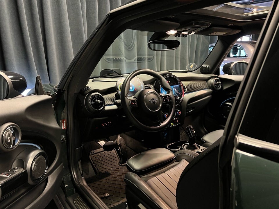 MINI Cooper SE Resolute Edition 3d