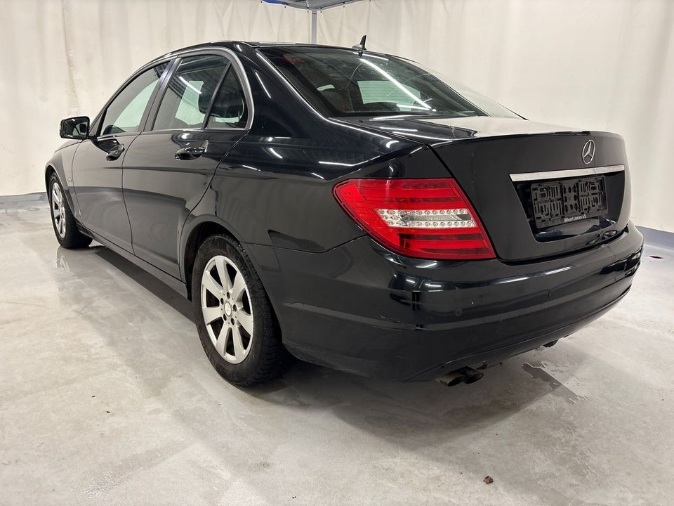Mercedes C180 1,6 aut. BE 4d