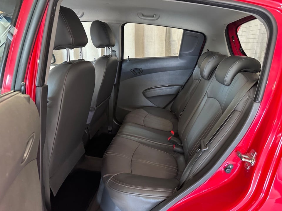 Chevrolet Spark 1,0 LT 5d