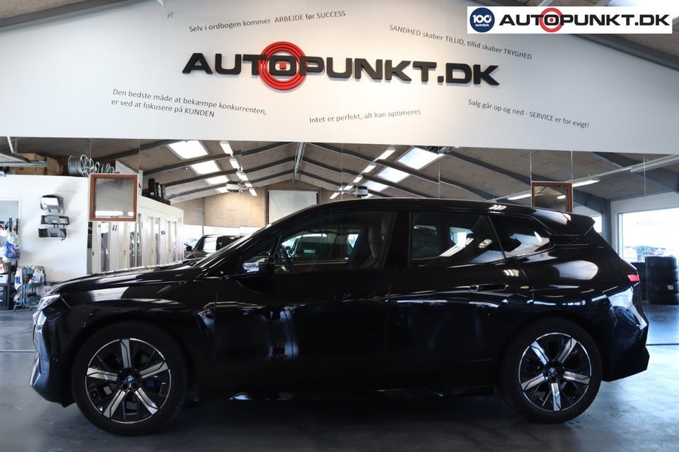 BMW iX xDrive40 5d