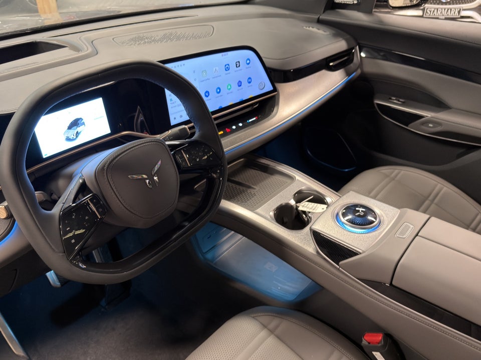 Hongqi EHS7 111 Exclusive 5d