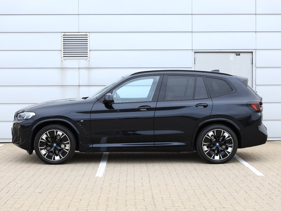 BMW iX3 Charged Plus M-Sport 5d