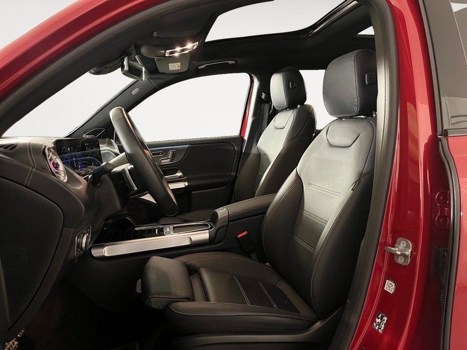 Mercedes EQB300 AMG Premium 4Matic 5d