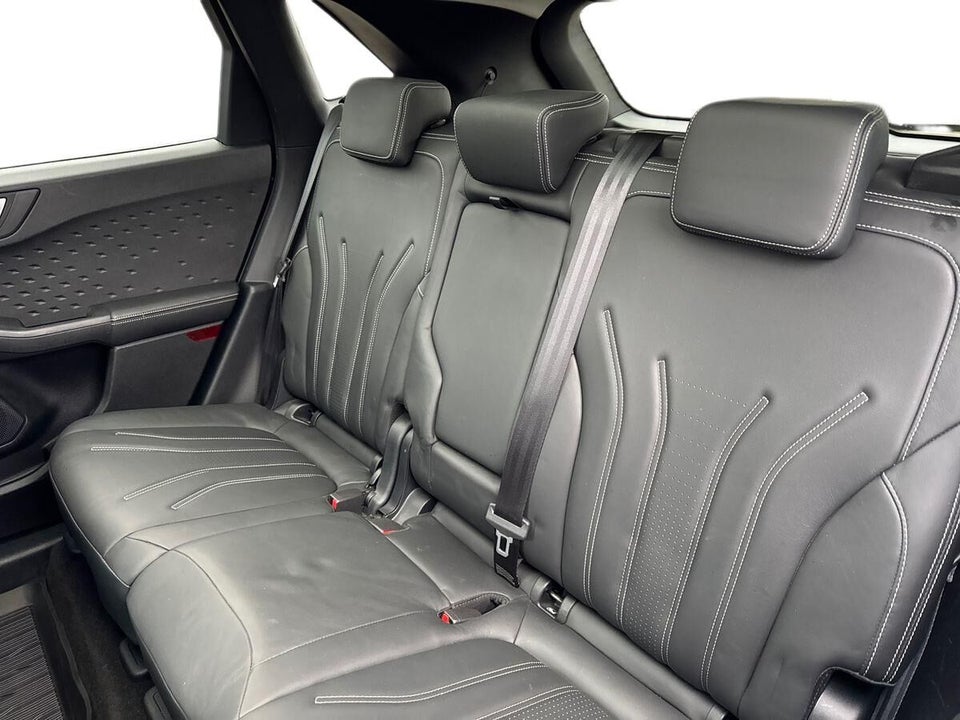 Ford Kuga 2,5 PHEV Vignale CVT 5d