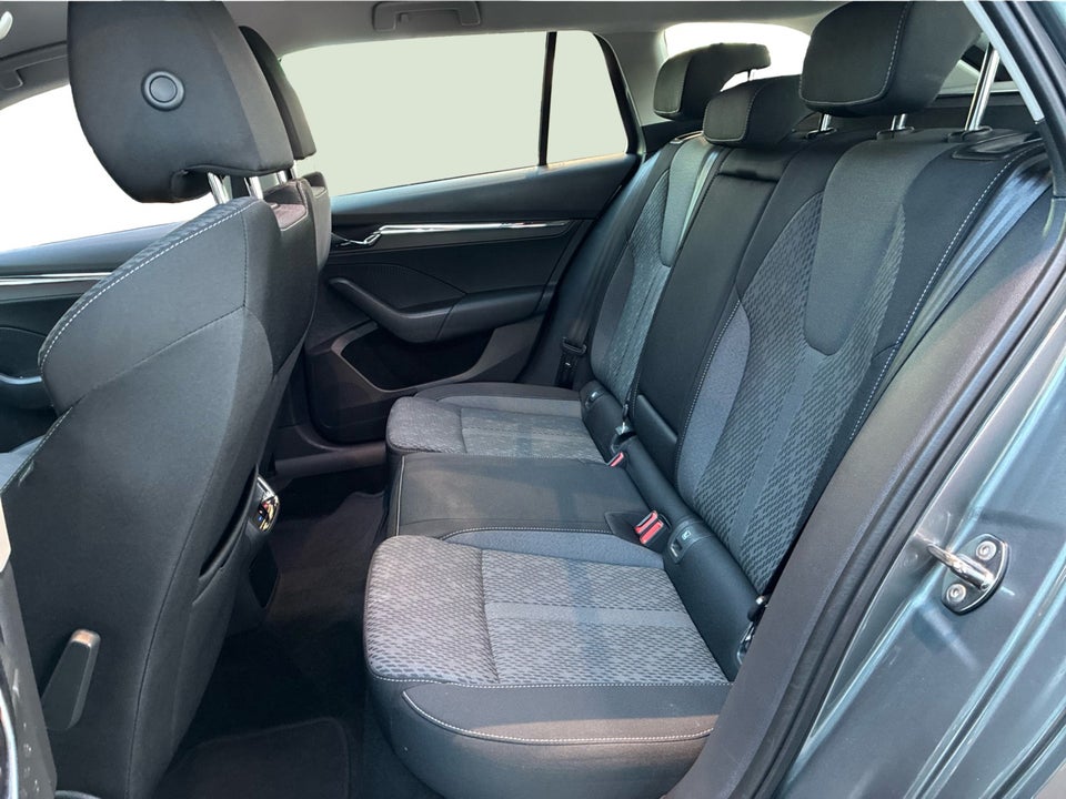 Skoda Octavia 2,0 TDi 150 Style Combi DSG 5d