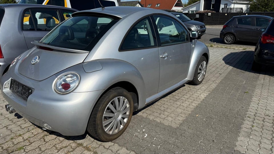 VW New Beetle 2,0 Highline 2d