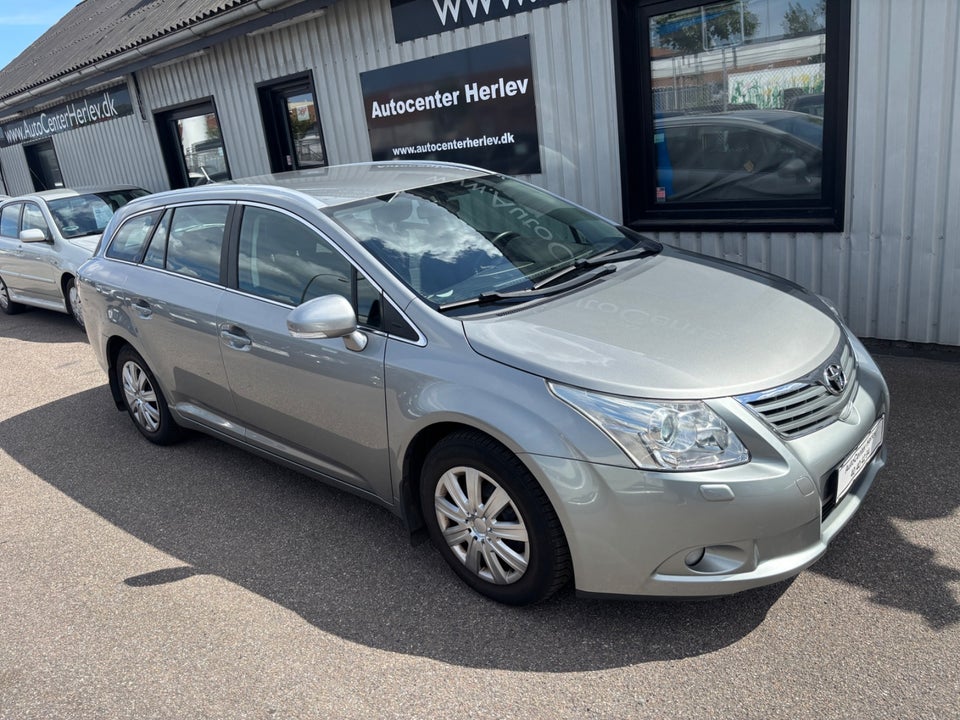 Toyota Avensis 2,0 D-4D TX stc. 5d