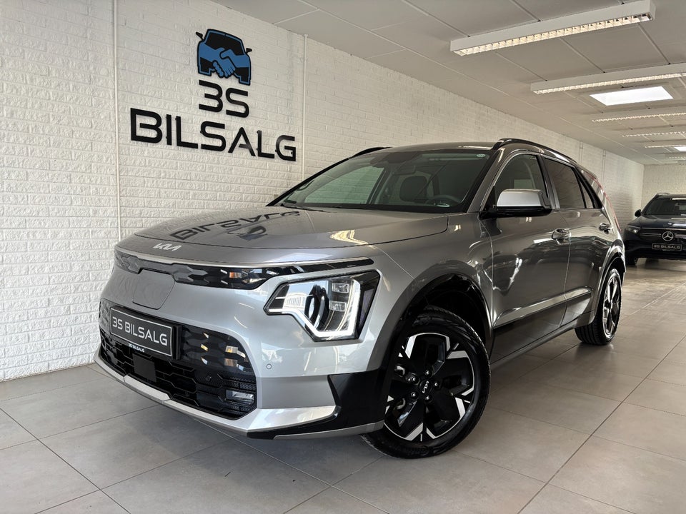Kia Niro 64 EV Upgrade 5d