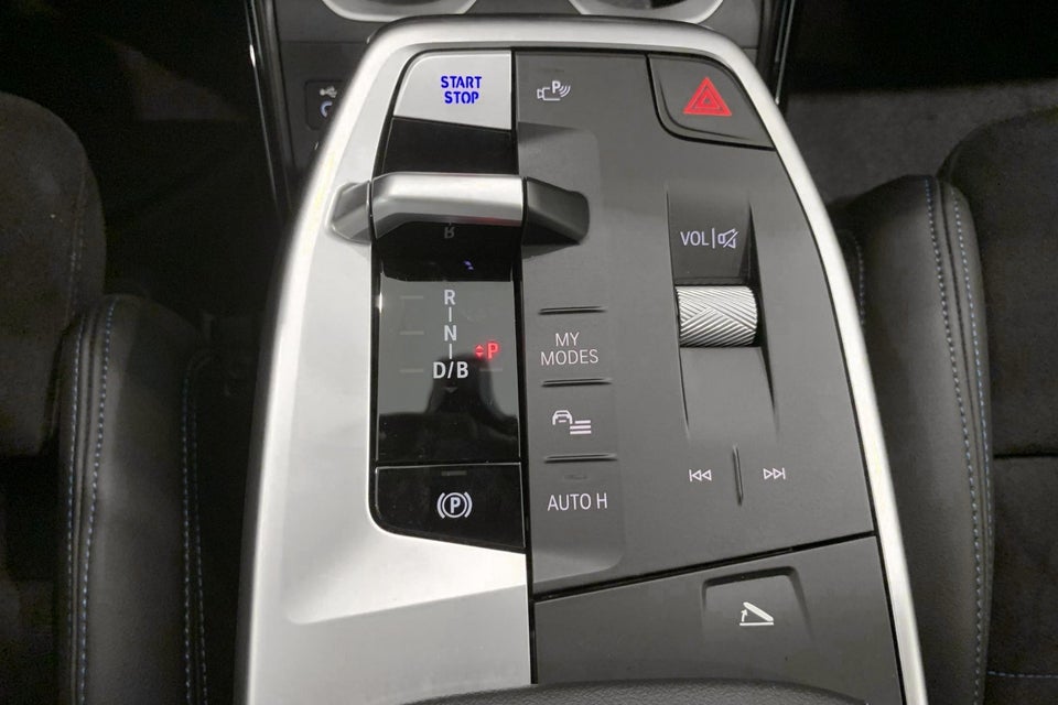 BMW iX2 xDrive30 M-Sport 5d