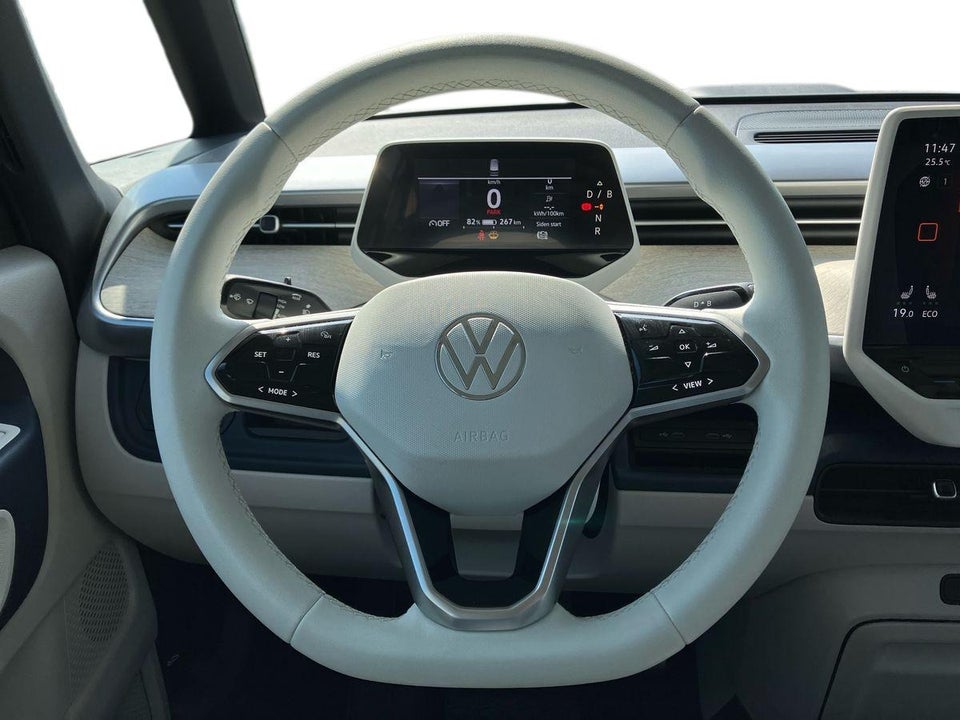 VW ID.Buzz 77 Pro SWB 5d