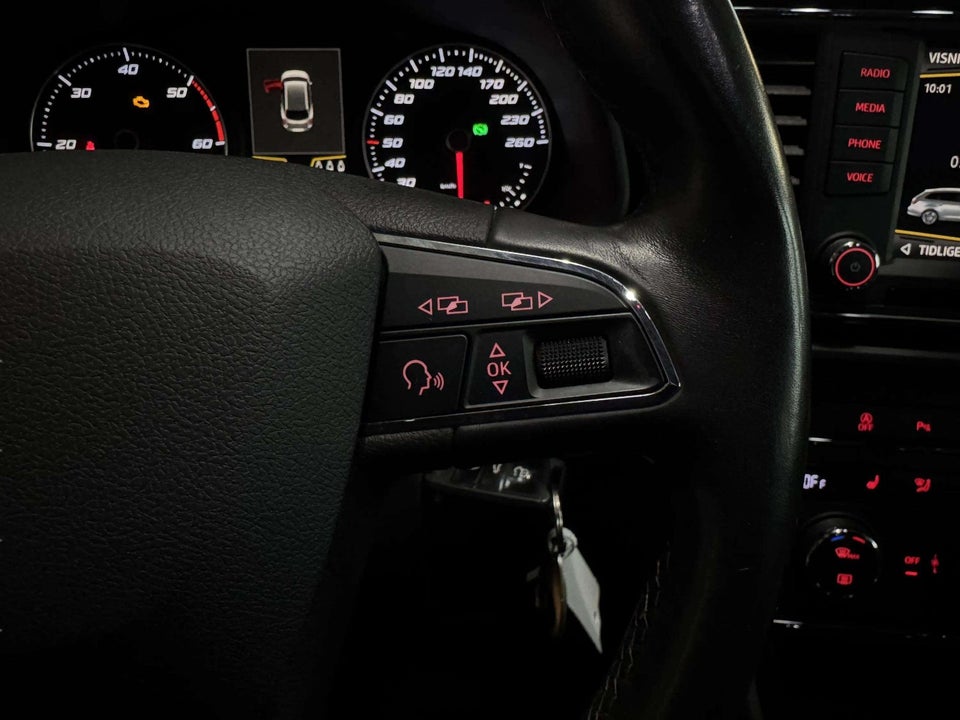 Seat Leon 1,6 TDi 110 Style DSG 5d