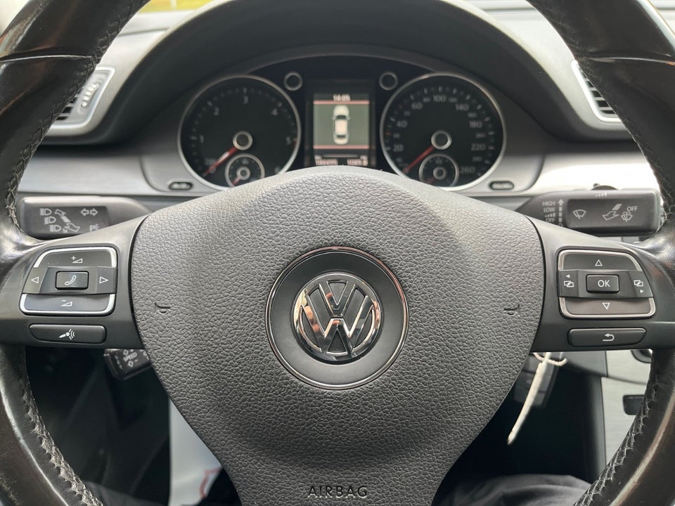 VW Passat 2,0 TDi 140 Highline DSG BMT 4d