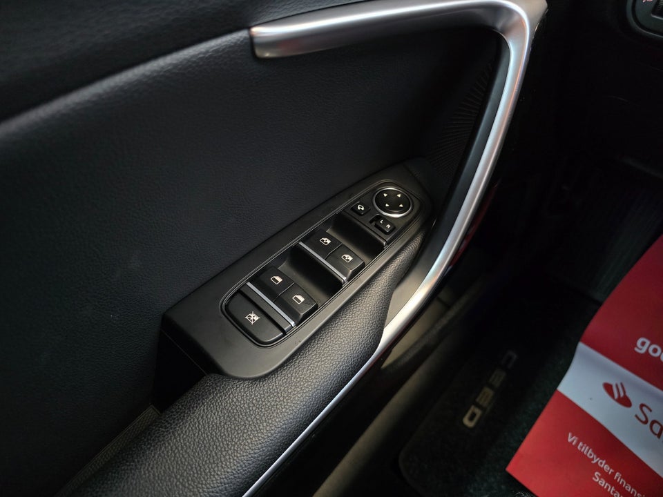 Kia Ceed 1,6 PHEV Prestige SW DCT 5d