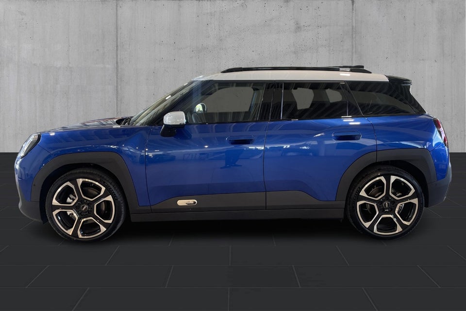 MINI Aceman E Favoured Trim M 5d