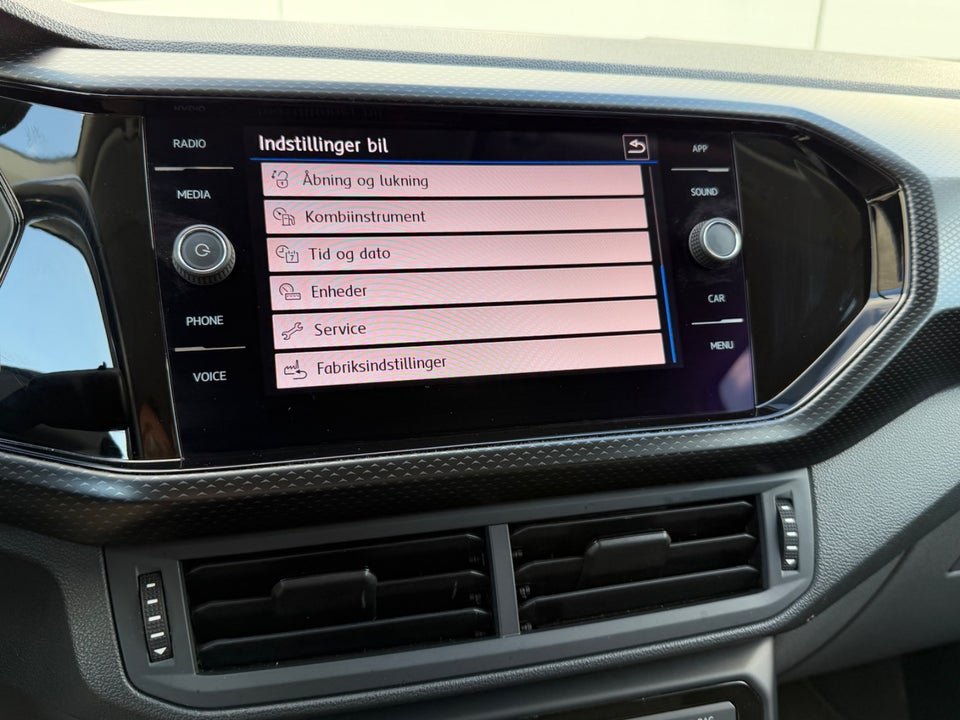 VW T-Cross 1,6 TDi 95 Life DSG Van 5d