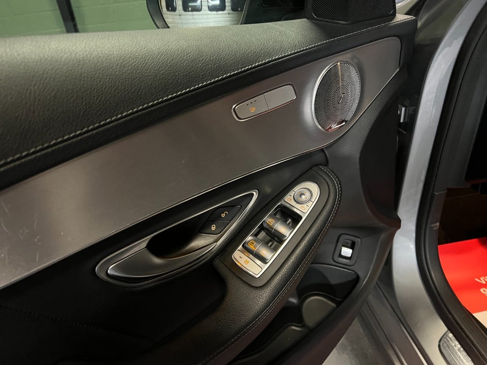 Mercedes C200 2,0 AMG Line stc. aut. 5d