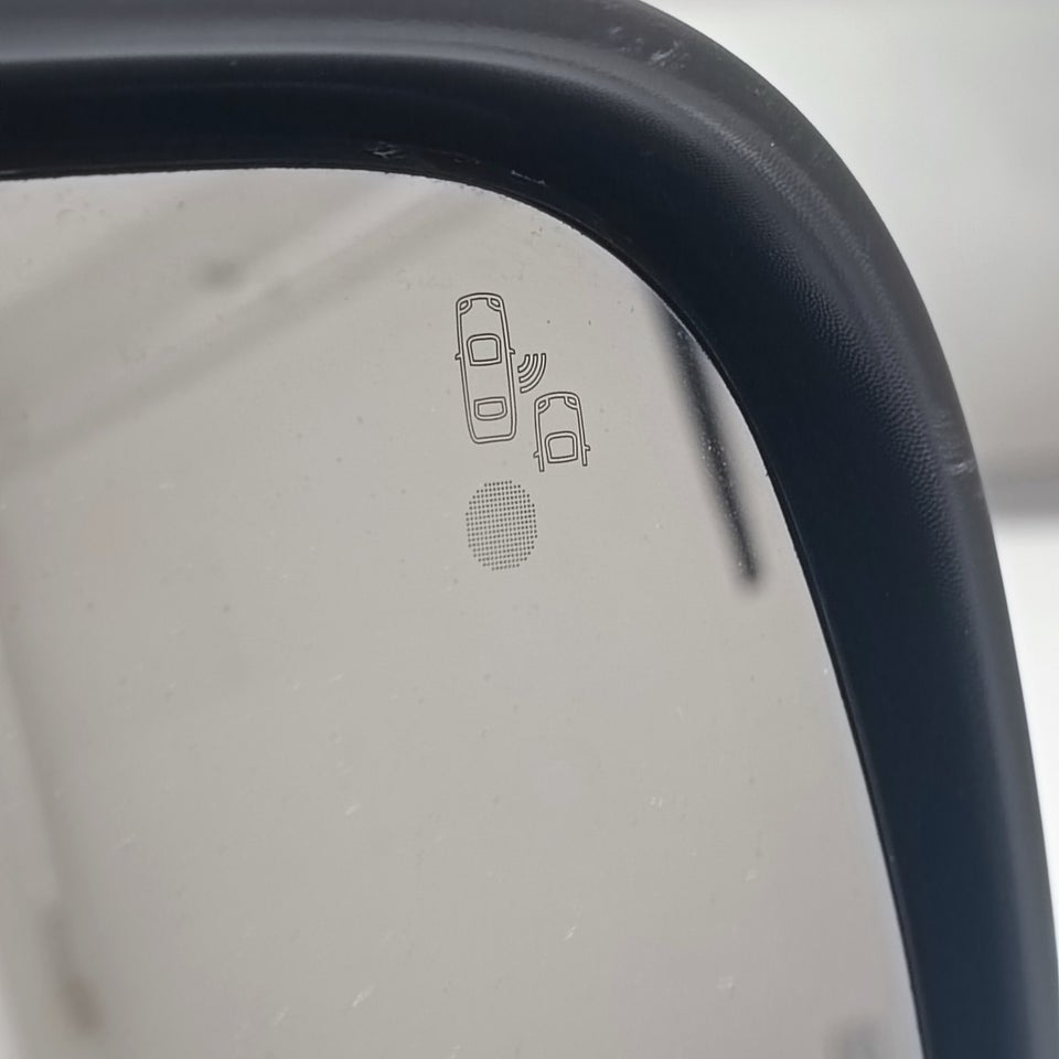 Peugeot Expert 2,0 BlueHDi 144 L2 Premium EAT8 Van