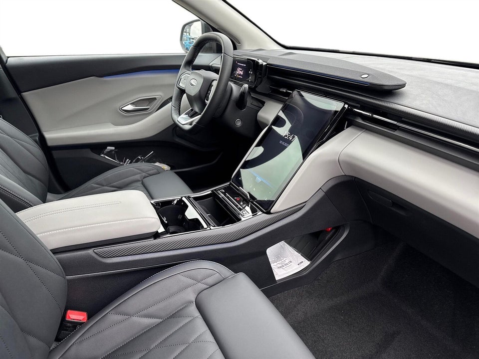 Ford Explorer 82 Premium Extended Range 5d