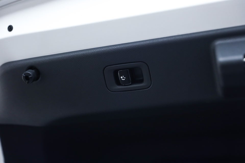 Mercedes CLA250+ EQ Progressive Premium Plus 4d