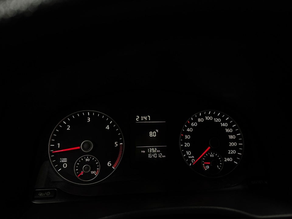 VW Caddy 1,6 TDi 102 BMT Van 5d