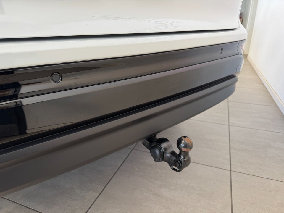 Audi Q6 e-tron Progress 5d