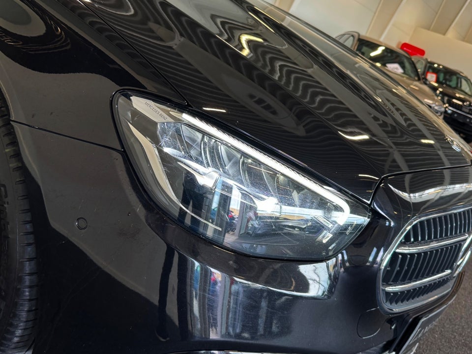 Mercedes E300 de 2,0 stc. aut. 4Matic 5d