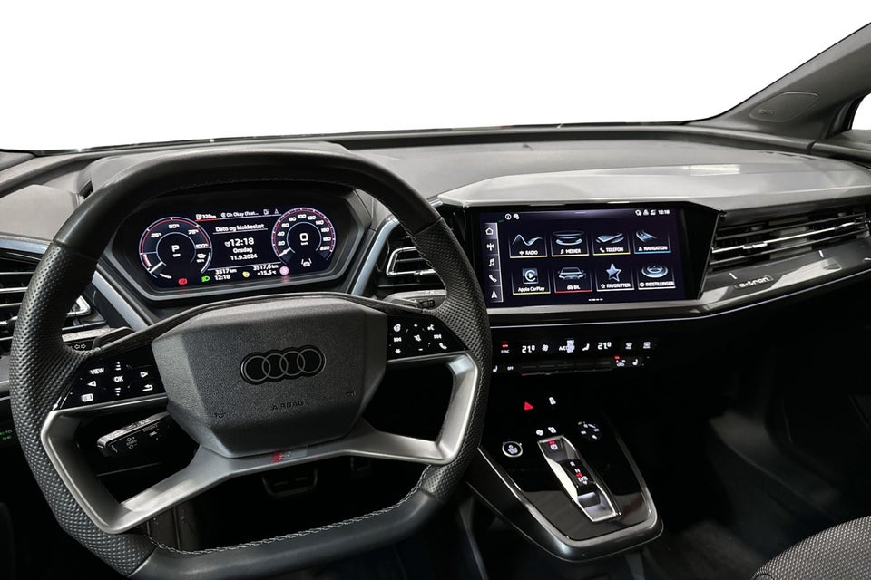 Audi Q4 e-tron 45 quattro 5d