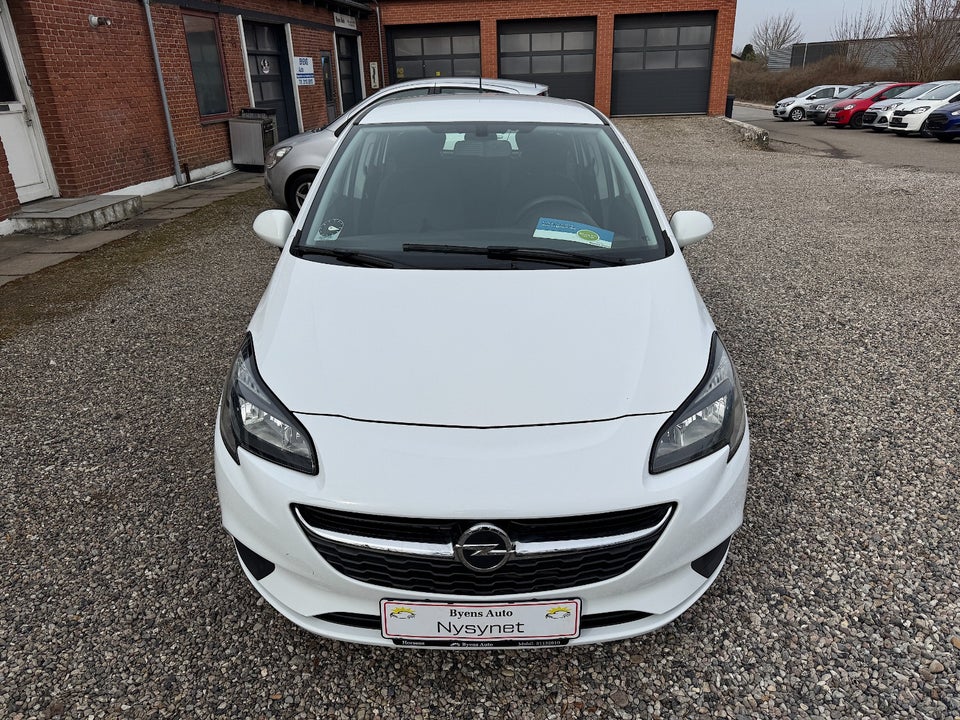 Opel Corsa 1,4 Essentia 5d