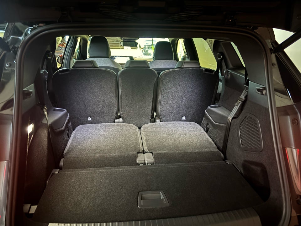 Peugeot e-5008 77 GT 7prs 5d