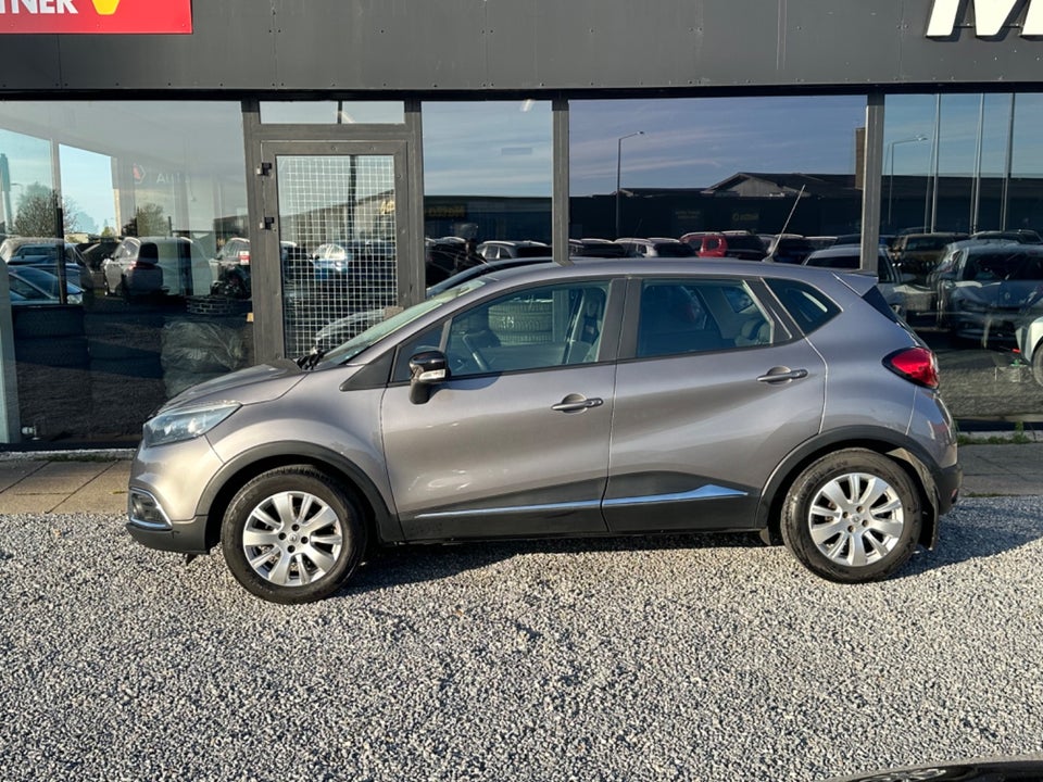 Renault Captur 0,9 TCe 90 Expression 5d